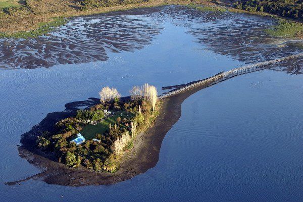 Самые удивительные острова (10 фото)