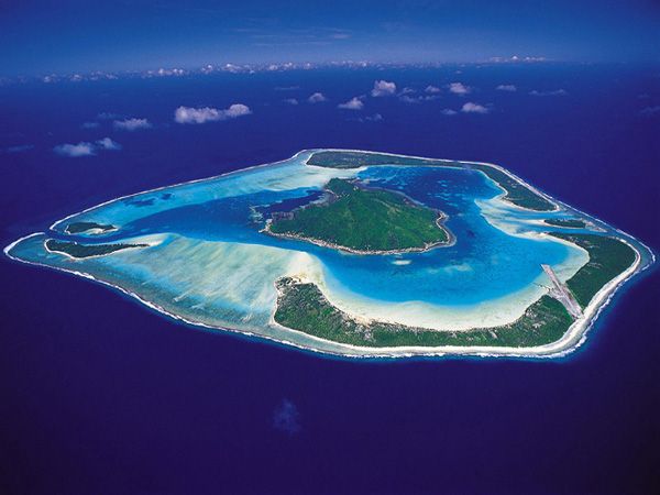 Самые удивительные острова (10 фото)