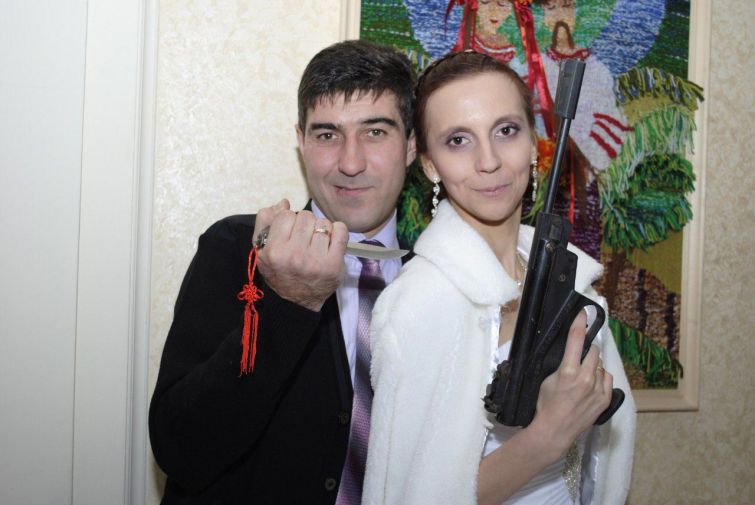 Безумные конкурсы, невеста на ладошке и другие ужасы беспощадной русской свадьбы