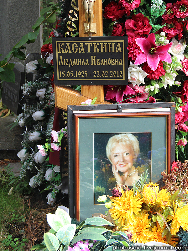 Новодевичье кладбище – Покой великих (55 фото)