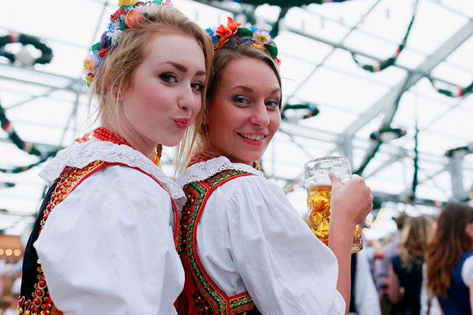 Лучшие фотографии Октоберфест 2012 (34 фото) Лучшие фотографии Октоберфест 2012 (34 фото)