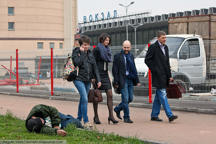У Курского вокзала в Москве