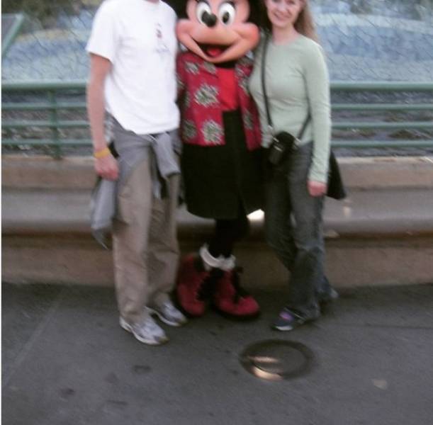 Не просите незнакомцев вас сфотографировать