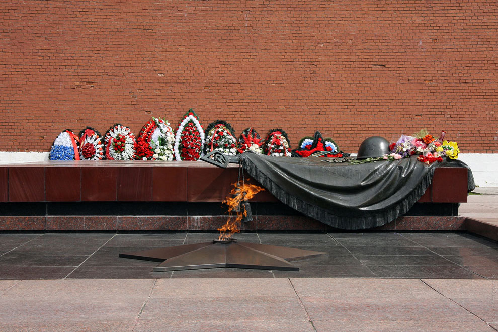 Москва. Александровский сад сегодня Москва. Александровский сад сегодня