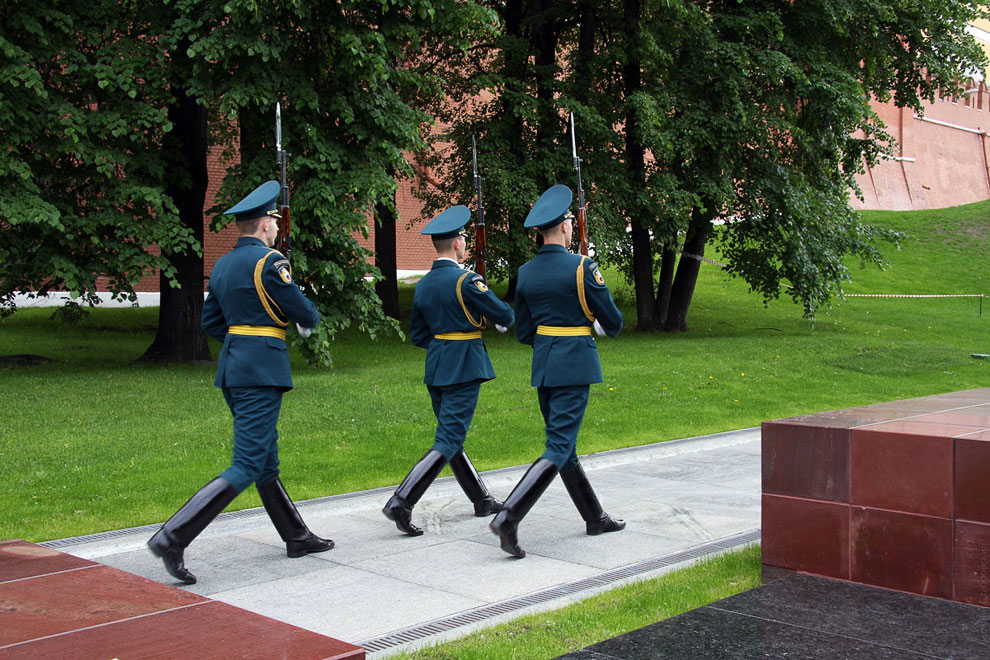 Москва. Александровский сад сегодня Москва. Александровский сад сегодня