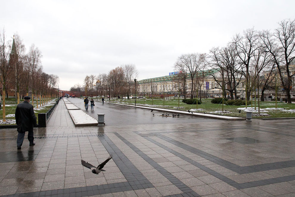 Москва. Александровский сад сегодня Москва. Александровский сад сегодня
