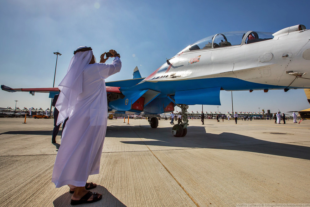 «Русские Витязи» на авиационно-космической выставке Dubai Airshow 2017
