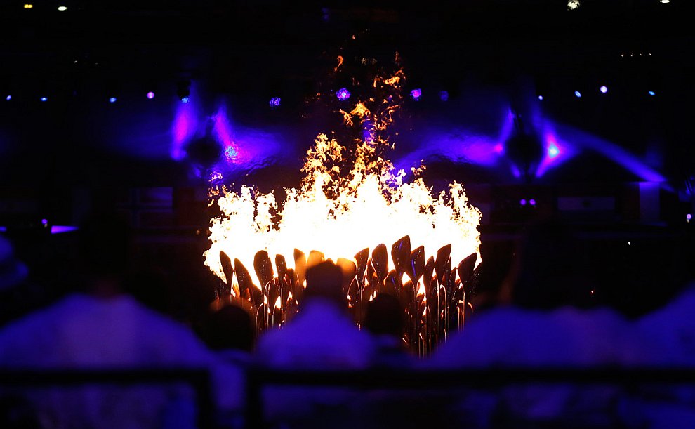 Лети, лети, лепесток!