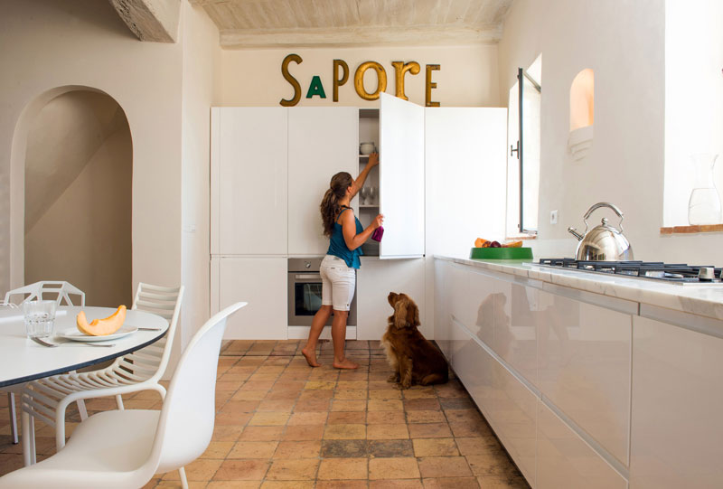 Дом с пещерами