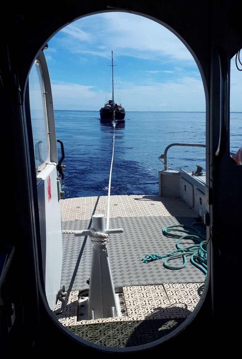 Польский моряк с кошкой 7 месяцев дрейфовал в Индийском океане