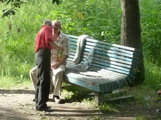История одной лавочки в России