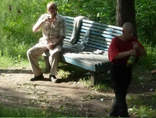 История одной лавочки в России