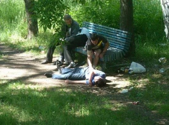История одной лавочки в России