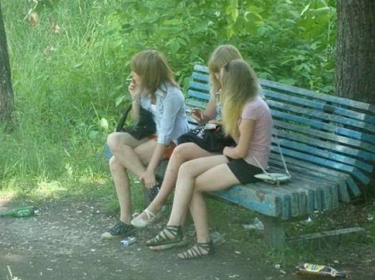 История одной лавочки в России