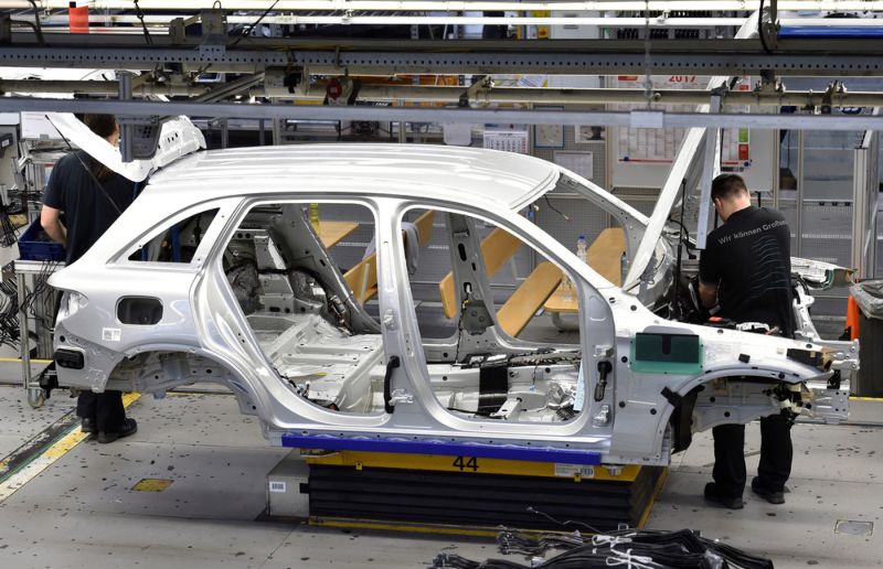 Экскурсия на фабрику Mercedes-Benz в Германии