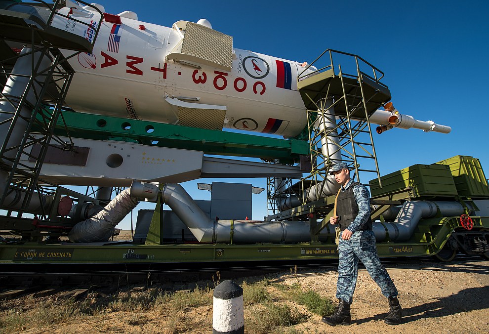 Старт космического корабля «Союз ТМА-09М» с Байконура Старт космического корабля «Союз ТМА-09М» с Байконура
