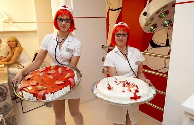 Ресторан в стиле больницы Ресторан в стиле больницы