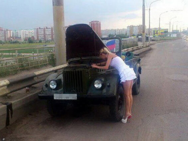 Уморительные доказательства того, что женщинам не место за рулем