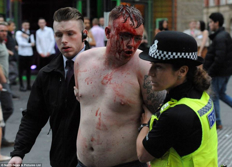 Виски, пиво, пабы - как Англия готовилась к банковским каникулами