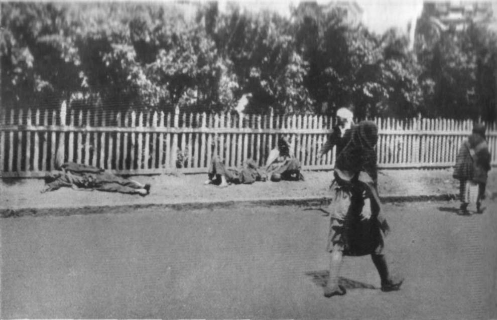 1933 год: Харьков в дни Великого Голода (21 фото)