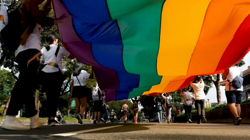 Крупнейший в Азии гей-парад прошел в столице Тайваня