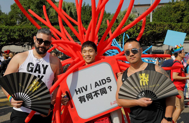 Крупнейший в Азии гей-парад прошел в столице Тайваня