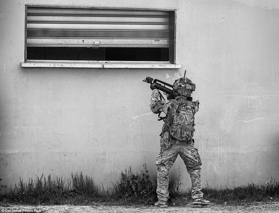 Британский конкурс военной фотографии Army Photographic Competition