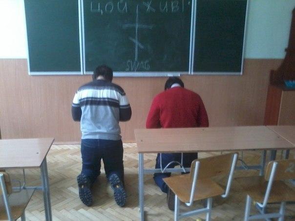 С горячим приветом из социальных сетей