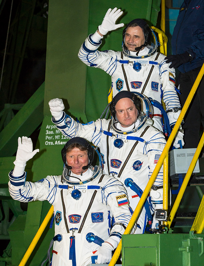 Старт космического корабля «Союз ТМА-16М» Старт космического корабля «Союз ТМА-16М»