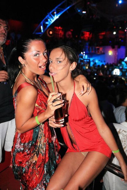 Пьяные девчонки