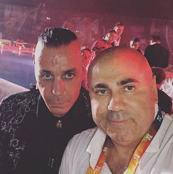 Российские звезды «взяли в плен» вокалиста группы Rammstein Тилля Линдеманна
