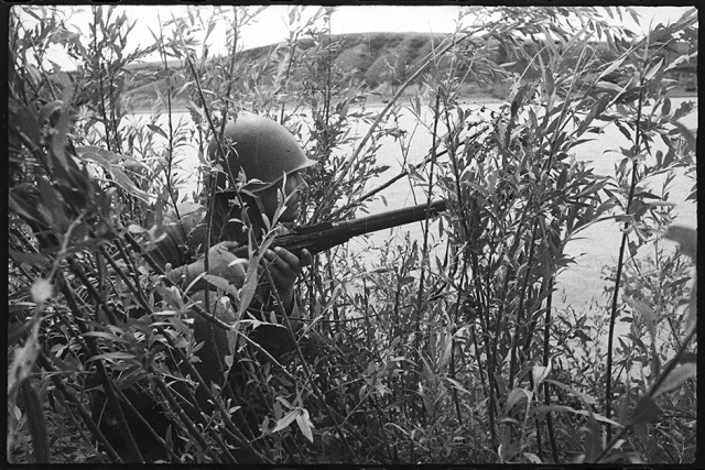 Архивные снимки Второй мировой войны, сделанные советским фотокорреспондентом