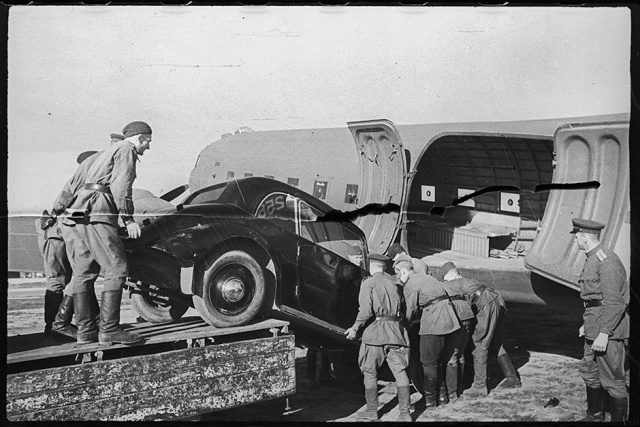 Архивные снимки Второй мировой войны, сделанные советским фотокорреспондентом