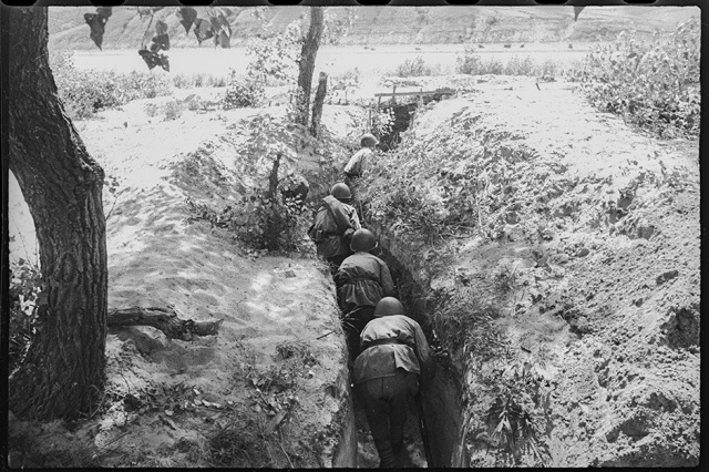 Архивные снимки Второй мировой войны, сделанные советским фотокорреспондентом