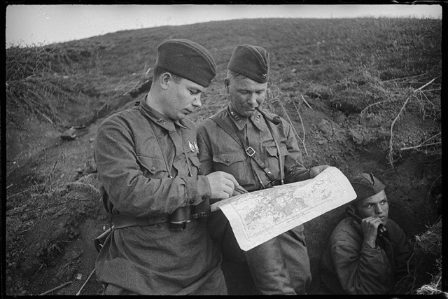 Архивные снимки Второй мировой войны, сделанные советским фотокорреспондентом
