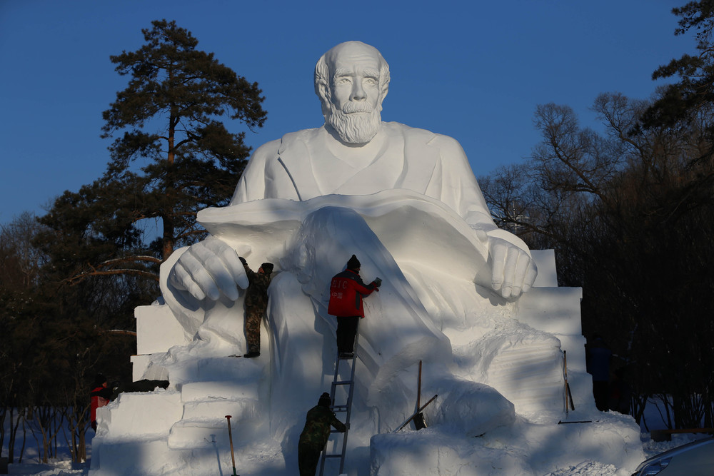16 фестиваль снега и льда в Харбине
